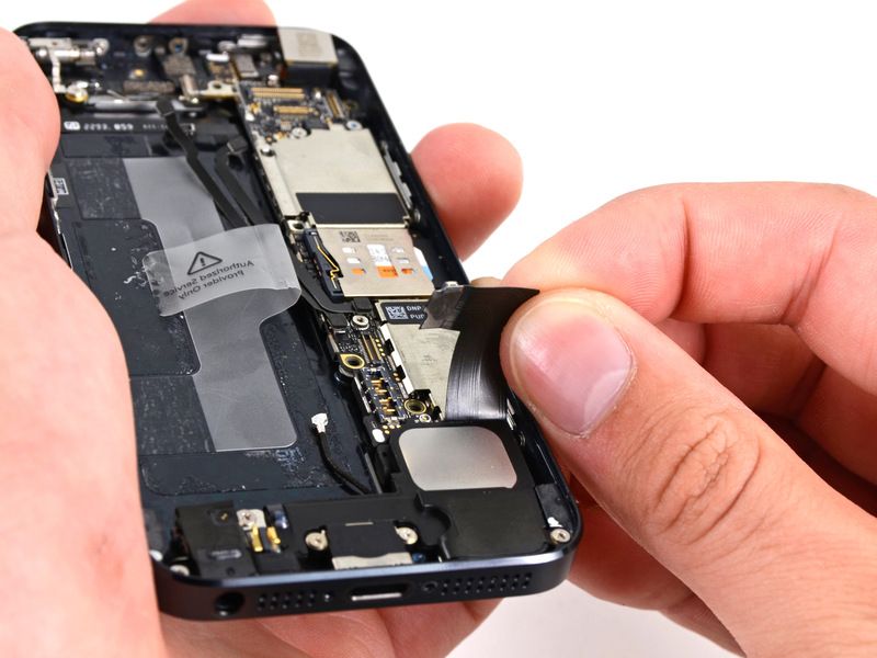 Fpt với hệ thống sửa iphone lớn nhất