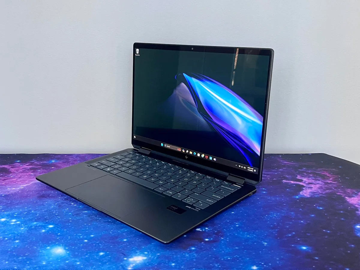 Điểm tên 7 mẫu laptop có Pin khỏe nhất dành cho người cuồng công việc