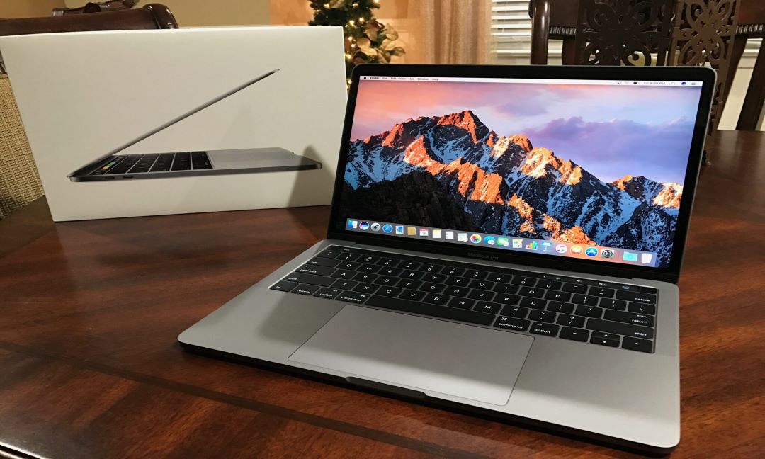 MacBook Pro 14 inch M1 Max 2021 24-Core GPU RAM 32GB SSD 512 TB